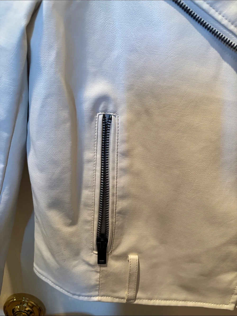 Superdown Revolve White Vegan Leather Moto Jacket with Black Hardware size Small